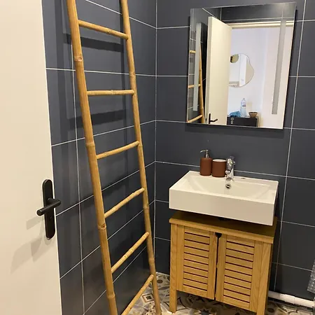 Un Nid Douillet- Parking Prive-residence Fermee-45m2 Apartment Aubervilliers