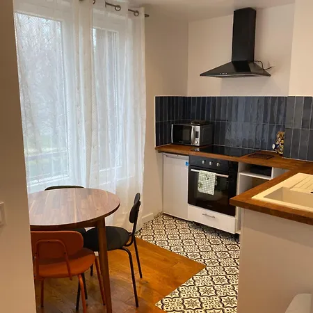 Un Nid Douillet- Parking Prive-residence Fermee-45m2 * Aubervilliers